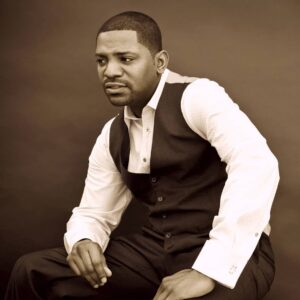 Mekhi Phifer Instagram - "If my line ain't right, my mind ain't right!" Getting focused to shoot season 2 of #truthbetold on @appletv in about a week. Maybe it's an Uptown Harlem thing...Gotta stay very fresh! #NYC Hair cut by my man @bennyblades No dye , No Lie!