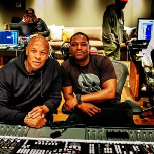 Mekhi Phifer Instagram - Learning from the best!! Always keep the knowledge flowing...stay hungry my friends! Group of geniuses here @drdre @fredwreck