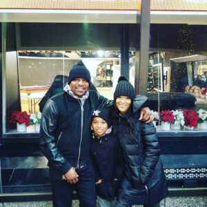 Mekhi Phifer Instagram - Yeah it was cold as hell, but we felt warm and fuzzy holding it down at #rockefellercenter getting that midtown #christmas love on!! I had to buy a skull cap for myself and the youngkat  from one of the vendors on the corner for 5 dollars, but it definitely did the job!! #nyc baby!! #Today show window( where I've appeared  for different projects many times!)Happy Holidays my people!! And many blessings to come for all of us in the new year.  2019 is around the corner! What's your resolution? Mine is to be a better me!! #love