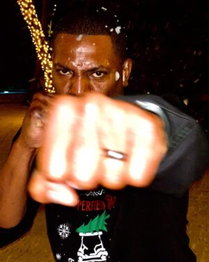 Mekhi Phifer Instagram - Starting my 45th birthday with a stiff jab to the jaw...Private Island style! Gotta give big love to my extended fam out here celebrating this beautiful holiday season together. We are having a BALL getting it in! Much love @drdre @innyclemons @itsmomcrae @scottyeye @truiceyoung @_tyleryoung_