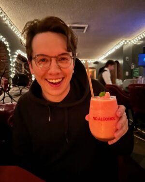 Mekki Leeper Instagram - first Jury Duty episodes are out now on Amazon!! Writing & acting on this project was really wild and everyone who worked on it is so sweet and smart. 

go watch, it’s a very good use of Jeff Bezos’s money.