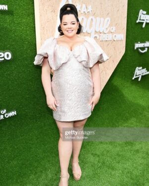 Melanie Field Instagram - We clean up nice ⚾️💅🏻

@leagueonprime premieres Aug 12! Can’t wait for you to meet the team 👩🏾‍🤝‍👩🏻