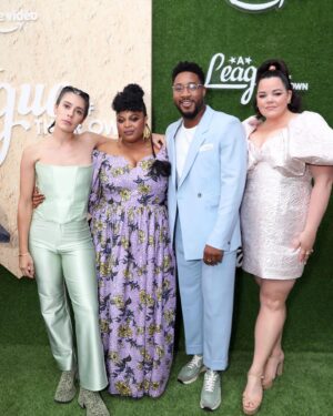 Melanie Field Instagram - We clean up nice ⚾️💅🏻

@leagueonprime premieres Aug 12! Can’t wait for you to meet the team 👩🏾‍🤝‍👩🏻