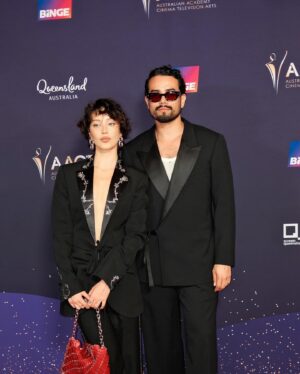 Melanie Jarnson Instagram - i hooted and i hollered

Wearing @rabanne 

Thank you @agence_supreme and @peteplayford you are super duper