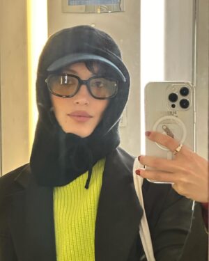 Melanie Jarnson Instagram - ellow lonDon Melly Melly wrap wrap