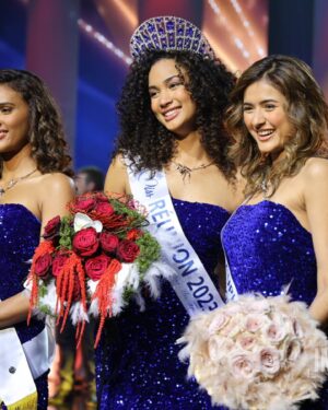 Mélanie Odules Instagram - Je tiens à exprimer ma profonde gratitude pour votre soutien et vos encouragements lors de mon couronnement en tant que Miss Réunion🤍
Votre présence et vos mots chaleureux ont rendu cette soirée inoubliable pour moi. Je suis honorée et reconnaissante de cette opportunité ! 
Merci du fond du cœur 💕
Merci La Réunion 🇷🇪 !
•
Un rêve qui se réalise ✨