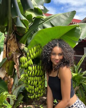 Mélanie Odules Instagram - Bon fêt Kaf mon nasyon ! ✊🏾
Nou va craz un maloya ensemb 🇷🇪