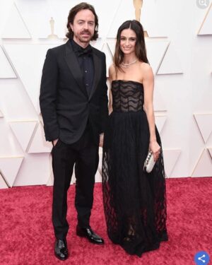 Melanie Papalia Instagram - 1yr ago❤️🌟💃🏻🕺🏽 #theoscars #theacademyawards #audible #netflix