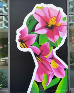 Melanie Posner Instagram - Words can’t describe how much I love this mural of mine 💓 Forever blessed I get to leave pieces of my heart for others to experience and enjoy all over. She was painted with @artinsessionnow for @west.edge mural festival. My first murals to hit LA 🥹🥹🥹🥹🥹🥹 
.
.
.
.
#losangelesmurals #lamurals #womenwhopaint #floralart #feminineenergy #feminineart