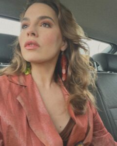 Actress Melia Kreiling HD Instagram Photos and Wallpapers April 2024