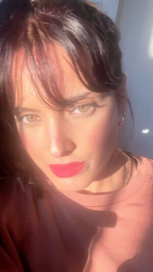 Melike Emiroğlu Instagram - 🍀🪽💋 @beautystorebodrum

#beauty #love #beautiful #fashion #makeup #instagood #photography #style #model #photooftheday #like #instagram #skincare #art #follow #cute #girl #nature #photo #bvlgari #prada #burberry