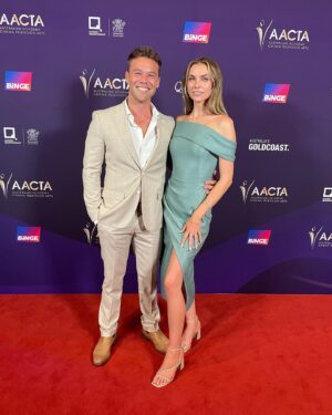 Melina Vidler Instagram - This dress ft. the AACTA Industry Awards 

Stylist: the best @donnygalella 💖
Dress: @manningcartell 💚
Handbag: @olgaberg 💛
Shoes: @ninewest 🧡
