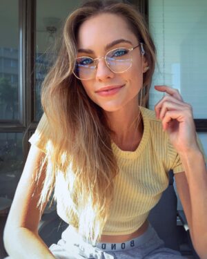 Melina Vidler Instagram - Joke time... What do you call a dinosaur with no eyes? The winner doesn’t get anything but hey check out my new @cordz.au glasses straps 🤪🌸 100% of the proceeds go to The Fred Hollows Foundation - which is all about improving sight around the world and helping to end avoidable blindness in Indigenous Australia 🤓 
You will also look pretty fly 😎 xoxox