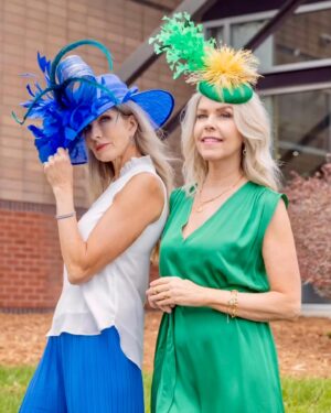 Melissa Moore Instagram - #derbyfashions for @mamili502 @madhatter502 @shopdavisjewelers 

Photographer @andrewkungphoto 
Models @pam_hendrickson22 @melissamoore27 
@heymantalentagency