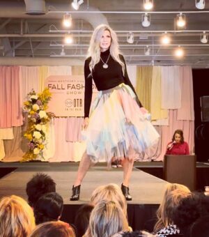 Melissa Moore Instagram - Thank you @shopwestportvillage @shoptunies for such great outfits to wear.  I’m in love with the @johnnywas dress! Actually loved them all!!! #fallfashion @heymantalentagency @chad_broskey #fashion #runwaymodel #classicmodel