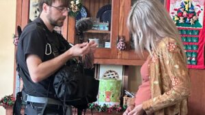 Melissa Moore Instagram - Loved filming this feel good film last week! If you love “Hallmark” you will love this one.  Look for it this Christmas! working title -Country Music Christmas.  What a great crew and cast.  Thank you @heymantalentagency love  my agents! 

@whosalexanyway @jonstoddardofficial @madelyn__shea @cpj.camera @liamshadwick @trace937 @kirbyschwarber @munydingo @rupertspraul @davehickey24_7 @wildwesleyjames @tshirkinator