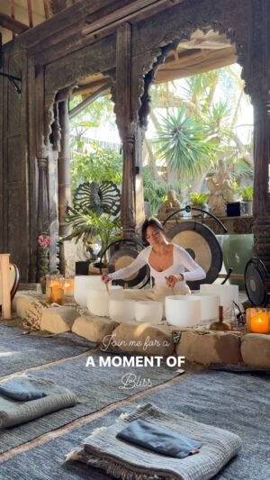 Melissa Paulo Instagram - 11 Seconds of Bliss ✨
INHALE for 5 seconds / EXHALE for 5 seconds 
Recommend listening on repeat 🙏🏻

📍The Sacred Space - Summerland, CA 

(Heart Chakra F note, Throat Chakra G note, Sacral Chakra D note ~ 432 hz)

#soundhealing #soundbath #soundbathexperience #healingsounds #frequencyhealing #432hz #heartchakra #throatchakra #sacralchakra #chakras #chakrahealing #meditation #breathingexercises #breatheinbreatheout #mindfulness #mindfulnesspractice #santabarbara #summerland #thesacredspace #healingvortex #bliss #1111 #reiki #energyhealer #energyhealing #inhale #exhale #mindbodysoul