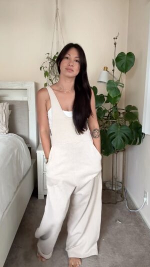 Melissa Paulo Instagram - so much love for this jumpsuit coming in so here it is! @anaandzac 🤍

check out with: MELISSA15

also featuring:
tank top @ina_essentials 
yinyang bag @_luna.goods_ 

#anaandzac #jumpsuit #jumpsuitstyle #slowfashion #slowfashionmovement #slowfashionstyle #sustainable #pimacotton #organiccotton #sustainablefashion #sustainableclothing #canadianmade #organicclothing #ootd #slowootd
