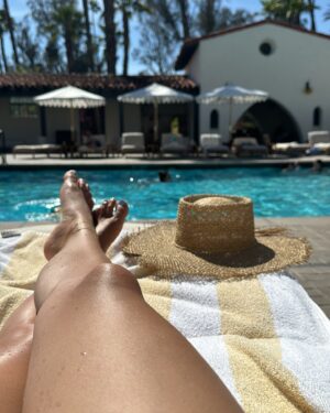 Melissa Paulo Instagram - we should do this more 🖤 mama   daughters spa day out @murrieta_hotsprings 

convertible swimsuit @baiia_label 

#murrietahotsprings #baiialabel #baiiawoman #baiiaswimwear #sustainableswimwear #summerswim #murrieta #momsdayout #hotsprings #spaday