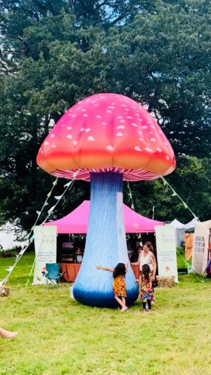 Mellissa Laycy Instagram - So blessed to have met a lot of the team this weekend at @medicinefestival festival and hang out with Zain and Shez 🥰❤️

 @london.nootropics are an incredible coffee brand, after having won over Deborah Meadon on Dragons Den in 2022 they have gone on to become fast favourites in the biohacking and health optimisation communities. 

With three different blends “Flow, Mojo and Zen” you can pick a coffee that suits your mood. Each sachet has a different combo of Adaptogens such as CBD and rhodiola help you to relax and take away the coffee jitters (without compromising on energy) and lions mane which really boosts energy and cognitive function. There is so much to explore and learn when you dive into the world of nootropics.

Love these boys and love the coffee!! Discount code Melly15 ❤️❤️❤️

#popular #instagram #trending #follow #love #viral #like #instagood #explorepage #photography #explore #likeforlikes #followforfollowback #music #fashion #instadaily #famous #photooftheday #tiktok #likes #picoftheday #memes #beautiful #model #cute #followme #style #beauty #funny #photo