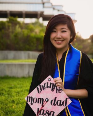 Melody Cheng Instagram - Fun fact: Did you know I was able to get into UCSD WITHOUT taking the SATs? No prep work for me! I actually attended community college for the first✌🏼years & it was one of the best decisions I’ve ever made.

Why I Loved CC:
💸 Saved almost $27,000 on college tuition 
⏰ Had time to actually figure out my major
📚 Smoother transition to a four-year college   built up work ethic and study habits
👯‍♀️ Found my lifelong friends (aka my UCSD roommate, s/o @t1ffduong )
🫶🏻 Started my own club on campus, where I learned to build community (yes, I started a TASA at CC)
❤️ Pivotal bonding time with my family since I lived at home
🛫 My winter break was one month long (got to spend a whole month with my grandparents in Taiwan)

Curious, did anyone else also attend community college? Tune in to my newest episode of No Dumb Questions with Mel (AD-FREE if you join ✨🩷ABG Besties!)