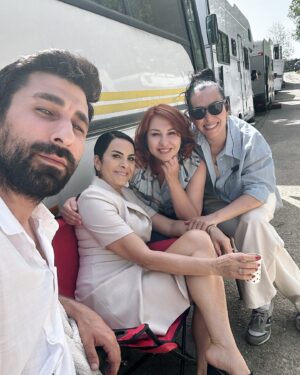Meltem Baytok Instagram - Kahve molası ☕️ @aldatmakdizi #set