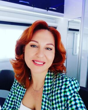 Meltem Baytok Instagram - 💙@aldatmakdizi @timsandb @atvturkiye #aldatmakdizi