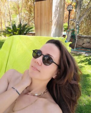 Meltem Pamirtan Instagram - Green lover.. 🍀💚