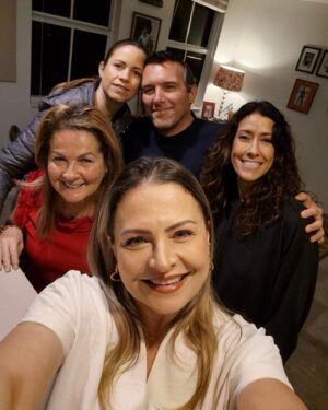Mercedes Molto Instagram - Indudablemente un cumpleaños 🎂  diferente no importa el recorrido... si sumas un gran final !!! Me siento bendecida y muy amada !!! Quiero darle las gracias a cada uno que fueron parte de una nueva vuelta al sol 🌞 amigos , familia, mi madre y mis dos tesoros ( mi mejor regalo 🎁) los quiero 😋 💕 y gracias nuevamente por unos días inolvidables !!! 

@antanasbites Ana que bueno toparnos y conocernos y que hayan sido parte perfecta de mi noche especial!!! Seguro nos veremos nuevamente .