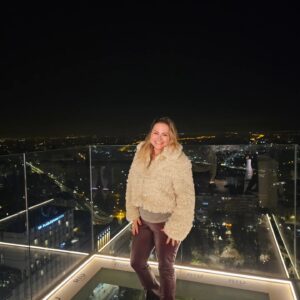 Mercedes Molto Instagram - 360 Sky bar Madrid 🇪🇸 Riu Plaza España