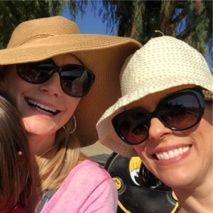 Meredith Monroe Instagram - Just a couple of #moms doing #springbreak @underwoodfamilyfarms #hats✅ #sunnies ✅ #smiles✅ #friendfriday @shawnashots thanks for the #fun! #fbf 💖 p.s. check out her @youtube channel #shawnawho for funny #karaoke, #recipes, #lifestyle #stuff & #beautytips 🎈
