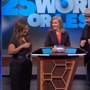 Meredith Vieira Instagram - I'm so excited that @25WordsorLessTV is back with brand new episodes! This was a super fun day with 
@garyowencomedy, @cristela9, @greggrunberg, and @CarsonKressley!
LA FOX 11 at 2pm & 2:30pm, Chicago FOX 32 at 2pm & My50 at 4:30pm, New York FOX 5 at 12:30pm and My9 at 6:30pm.