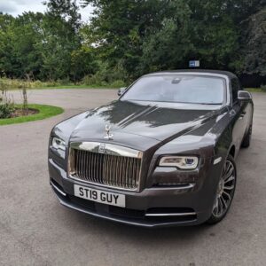 Merlin Griffiths Instagram - An unexpected treat from my client today, luxury travel indeed! They're suprisingly small inside believe it or not. 
#rollsroyce #bartender #cocktails