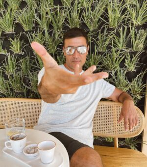 Mert Kılıç Instagram - 🤚