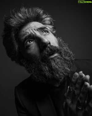Mert Turak Instagram - İnandığın sürece varsın.
