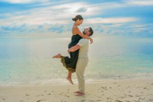 Merve Akkaya Instagram - Absolutely love doing Life with you!!!! You are everything i have ever wanted and needed in a partner King Cengo. Our deep, unbreakable connection is something I have always dreamed of!
Soooo excited about the future. Can’t wait to make all of our dreams come true! 🙏🏻
So cheers to another year favorite person! You married this crazy 🤟🏻😁 Happy Anniversary ❤️❤️❤️ 
Ps: this song has a very special meaning for us 😌