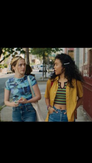 Mia Isaac Instagram - the trailer is here! @notokaymovie coming to @hulu july 29th 💣 #canceldannisanders