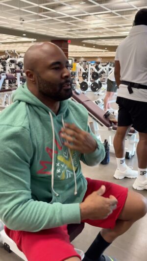 Michael Anthony Instagram - THAT AFTER TURKEY DAY BOUNCE BACK WORKOUT 💪🏾