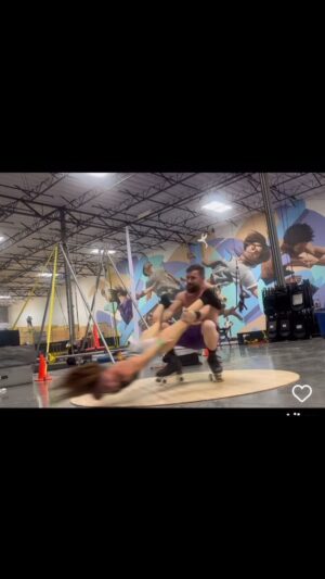 Michael Beach Instagram - Y’all ready to attack the week with this kind of energy and trust??? 🔥🔥🔥 #nofearnolimits #skatetricks #skateskills 
…
Credit: @emilyengland__ 👏🏿👏🏿👏🏿