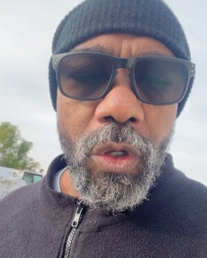 Michael Beach Instagram - Hey people! Happy holidays 🎄🎉🎆
…
Yesterday was a big day for me because it was the start of another project at my house. We had to move a shed in two phases. Swipe to see how part of the day went.