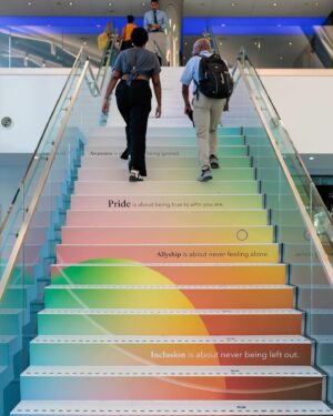 Michael Bloomberg Instagram - Pride all day, every day, everywhere. 🏳️‍🌈🏳️‍🌈🏳️‍🌈

As Bloomberg offices all over the world celebrate Pride Month, we re-affirm our commitment to building an inclusive workplace and world, while reflecting on the progress made and work still to be done.