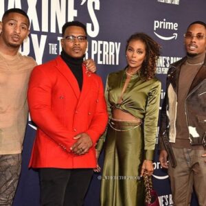 Michael Bolwaire Instagram - OH, WE WAS OUTSIDE LAST NIGHT!!!!

@evamarcille @oshearussell @keithswiftjr 

AT THE BOSS MAN @tylerperry 
NEW AUTOBIOGRAPHY “MAXINES BABY”