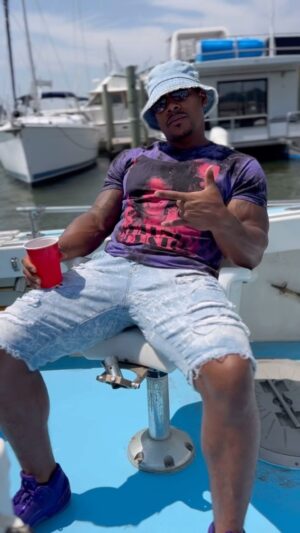 Michael Bolwaire Instagram - ALLOWING MYSELF TO LIVE A LIL. STARTING TO GET OUTTA MY COMFORT ZONE AND EXPAND MY HORIZONS.

S/O TO THE LANGFORD’S OF 1ST STOP SUPPLY FOR THE INVITE…. 

AND CONGRATS TO THE LIL BRO NICK!!!!

BIG STEP U TAKING MANE, BUT U GOT IT!!!!

#MICHAELBOLWAIRE
#THEEXCEPTION
#bolotheentertainer