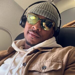 Michael Bolwaire Instagram - ….SWIPE LEFT….

CELEBRATED MY BIRTHDAY A LIL DIFFERENT THAN NORMAL THIS YEAR.
THIS YEAR I CELEBRATED ME. I APPRECIATED ME. I SPOILED ME. I PATTED MYSELF ON THE BACK. 
I NO LONGER CARE IF THEY’RE PROUD OF ME. IM PROUD OF ME.

I REMEMBERED WHO I AM. I REMEMBERED MY WHY.  I WAS ABLE TO LISTEN GOD, INSTEAD OF ONLY HAVING TIME TO TALK TO HIM. 

MY FOCUS AND VISION BECAME MORE CLEAR IN ISOLATION. 

THE ONES WHO SAY THEY LOVE YOU AND DONT UNDERSTAND THAT YOU NEED ISOLATION TO CONTINUE TO GROW, YOU MAY HAVE TO QUESTION IF THEY TRULY LOVE YOU.

CHOOSE YOU AND PRESS PLAY!!!!
ALL LOVE YALL!!!!
KEEP GROWING, KEEP GOING, KEEP GLOWING!!!!

#MICHAELBOLWAIRE
#THEEXCEPTION