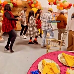 Michael Bolwaire Instagram - “JUST SHUT UP AND DANCE”
W/ DA FAM….

#MICHAELBOLWAIRE
#THEEXCEPTION
