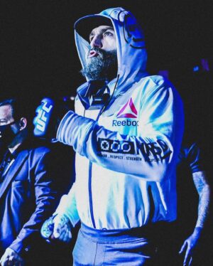 Michael Chiesa Instagram - You’ve got to be true to who you are and what you do. 

#visionquest #avanti