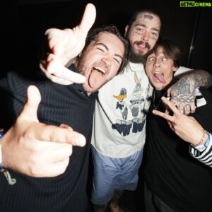 Michael Gandolfini Instagram - The sons of rage and love 💪🏼

Some great humans right here. Big big love 

@postmalone @bobbygreenleaf @adamdegross