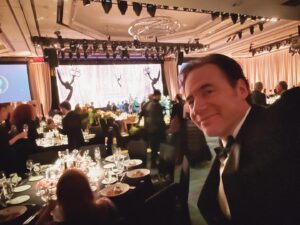 Michael Herbig Instagram - Maybe next time … 🤩#LastOneLaughing @iemmys #aboutlastnight #internationalemmyawards 😘