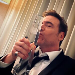 Michael Herbig Instagram - Thank you and good night! 🙏🏻❤️ #ehrenpreis #deutscherfernsehpreis2023