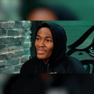 Michael Irvin Instagram - DeVonta Smith sits down with Michael Irvin before 49ers-Eagle rematch 💪  #FlyEaglesFly @jalenhurts